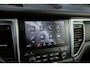 Porsche Macan 2.0 T 252pk Panoramadak Luchtvering Sport chrono 18-weg Sportstoelen Trekhaak elektrisch 21" LMV