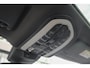 Porsche Macan 2.0 T 252pk Panoramadak Luchtvering 18-weg Adaptieve Sportstoelen Trekhaak elektrisch 21" LMV
