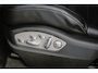 Porsche Macan 2.0 T 252pk Panoramadak Luchtvering Sport chrono 18-weg Sportstoelen Trekhaak elektrisch 21" LMV