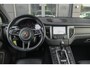 Porsche Macan 2.0 T 252pk Panoramadak Luchtvering 18-weg Adaptieve Sportstoelen Trekhaak elektrisch 21" LMV