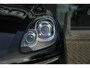 Porsche Macan 2.0 T 252pk Panoramadak Luchtvering 18-weg Adaptieve Sportstoelen Trekhaak elektrisch 21" LMV