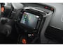 Peugeot 108 1.0 e-VTi Collection TOP! | Elektrisch Vouwdak | Apple Carplay | Climate Control | 15 Inch Lichtmetalen Velgen