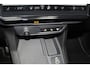 Ford Puma 1.0-125pk EcoBoost Mild-Hybrid Titanium. Fabr. garantie t/m 21-09-2029 ! Elektr. pano-dak, stoel-, stuur- en voorraamverw., 360gr. camera, adaptieve cruise cntrl, side- en lane assist, parkeersensoren v+a, metallic lak, LM wielen.