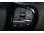Ford Puma 1.0-125pk EcoBoost Mild-Hybrid Titanium. Fabr. garantie t/m 21-09-2029 ! Elektr. pano-dak, stoel-, stuur- en voorraamverw., 360gr. camera, adaptieve cruise cntrl, side- en lane assist, parkeersensoren v+a, metallic lak, LM wielen.