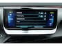 Peugeot e-2008 136PK 50KWH ALLURE PACK AUTOMAAT / CAMERA / STOELVERWARMING / SOH 89,31% / KEYLESS / CARPLAY / 17"LMV / NAVI / CLIMA / LED / PDC / BLUETOOTH / ADAPT. CRUISECONTROL / 1E EIGENAAR / SCHITTERENDE STAAT !!