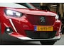 Peugeot e-2008 136PK 50KWH ALLURE PACK AUTOMAAT / CAMERA / STOELVERWARMING / SOH 89,31% / KEYLESS / CARPLAY / 17"LMV / NAVI / CLIMA / LED / PDC / BLUETOOTH / ADAPT. CRUISECONTROL / 1E EIGENAAR / SCHITTERENDE STAAT !!