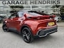 Toyota C-HR / C-HR+ 2.0 Plug-in Hybrid 220 GR SPORT | Digitale Binnenspiegel | Dode Hoek Detectie | HUD | Adaptive CC | GR stoelen | Smart Phone Entry | Camera |