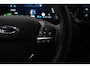 Ford Kuga Plug-In Hybrid ST-Line X 243pk | Elekt. Wegklapbare Trekhaak | Adaptive Cruise | Dodehoek Detectie | Head-Up | Matrix-Led | Winterpack