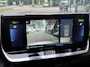 Peugeot e-2008 EV GT Pack 50 kWh SOH 92,88% | Panoramadak | Navigatie | ECC | PDC + Camera | Apple CarPlay/Android Auto |