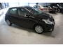 Peugeot 208 1.2 VTi Allure / SUPER NETJES / TOP KWALITEIT / LEUKE AUTO ! ! !