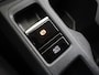 Volkswagen Caddy Maxi Cargo 2.0 TDI | 7-DSG | Exclusive Edition | LM Velgen | Sidebars | Trekhaak | Frontspoiler | Lederen Bekleding | Digital Dashboard | Navigatie | Apple Carplay | Stoelverwarming | Adaptive Cruise Control |