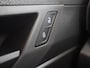 Volkswagen Caddy Maxi Cargo 2.0 TDI | 7-DSG | Exclusive Edition | LM Velgen | Sidebars | Trekhaak | Frontspoiler | Lederen Bekleding | Digital Dashboard | Navigatie | Apple Carplay | Stoelverwarming | Adaptive Cruise Control |