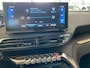 Peugeot 5008 1.2 PureTech Active Pack Business,7 Zitplaatsen,Navigatie,Climate Control,Multifunctioneel Stuur,Bluetooth,Cruise Control,Parkeersensoren,Elektrische achterklep,Privacy glass,Camera,Keyless,Dode hoek waarschuwing buitenspiegels,Digital dash,18 Inch Lmv