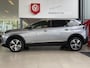 Peugeot 5008 1.2 PureTech Active Pack Business,7 Zitplaatsen,Navigatie,Climate Control,Multifunctioneel Stuur,Bluetooth,Cruise Control,Parkeersensoren,Elektrische achterklep,Privacy glass,Camera,Keyless,Dode hoek waarschuwing buitenspiegels,Digital dash,18 Inch Lmv
