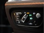 Bentley Bentayga V8 S Touring Package Mandarin NAIM 4.0 V8 S