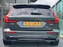Volvo V60 2.0 T8 Plug-in hybrid AWD Plus Dark PHEV, Automaat, Panoramadak, Trekhaak semi elektrisch wegklapbaar, Head-up display, 360 graden parkeercamera,