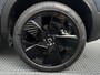 Volvo XC40 2.0 B4 Plus Black Edition Mild hybrid, Automaat, Panoramadak, 20 inch wielen, Trekhaak semi elektrisch wegklapbaar, Extra getinte ramen vanaf B-stijl, Harman Kardon audio, 360 graden parkeercamera