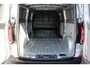 Ford E-Transit Custom 340 L2H1 Trend 71 kWh ELEKTRISCH ! Apple Carplay, Camera, Cruise Control, Metallic lak, Winter pakket: Stoel-, Stuur- en Voorraamverw., verwarming, Van € 46.340,- nu voor € 37.950,-