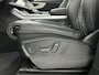 Audi Q8 60 TFSI e quattro Competition 462 PK | S-line | Automaat | Camera | Panoramadak | Bang & Olufsen Premium 3D | Cruise Control | Stoelverwarming | Virtual Cockpit | HD LED Matrix | Lichtmetalen velgen | Privacy glass |