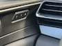 Lynk & Co 01 1.5 PHEV 261pk | Rolhoes | Zwarte hemel | 360 camera | Panoramadak | Adaptieve cruise | Lane assist | Dodehoekdetectie | Sfeerverlichting | Stoelverwarming | Keyless | DAB | LED | Apple CarPlay / Android Auto | Navigatie | Elektrische achterklep | Volledig dealeronderhouden | Fabrieksgarantie