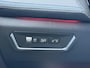 Lynk & Co 01 1.5 PHEV 261pk | Rolhoes | Zwarte hemel | 360 camera | Panoramadak | Adaptieve cruise | Lane assist | Dodehoekdetectie | Sfeerverlichting | Stoelverwarming | Keyless | DAB | LED | Apple CarPlay / Android Auto | Navigatie | Elektrische achterklep | Volledig dealeronderhouden | Fabrieksgarantie