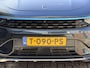 Lynk & Co 01 1.5 PHEV 261pk | Rolhoes | Zwarte hemel | 360 camera | Panoramadak | Adaptieve cruise | Lane assist | Dodehoekdetectie | Sfeerverlichting | Stoelverwarming | Keyless | DAB | LED | Apple CarPlay / Android Auto | Navigatie | Elektrische achterklep | Volledig dealeronderhouden | Fabrieksgarantie