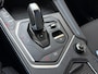 Lynk & Co 01 1.5 PHEV 261pk | Rolhoes | Zwarte hemel | 360 camera | Panoramadak | Adaptieve cruise | Lane assist | Dodehoekdetectie | Sfeerverlichting | Stoelverwarming | Keyless | DAB | LED | Apple CarPlay / Android Auto | Navigatie | Elektrische achterklep | Volledig dealeronderhouden | Fabrieksgarantie
