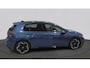 Volkswagen Golf 1.5 eTSI Automaat R-Line Edition | Demo | LED Matrix | 18" York velgen |