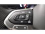 Volkswagen Golf 1.5 eTSI Automaat R-Line Edition | Demo | LED Matrix | 18" York velgen |