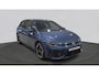 Volkswagen Golf 1.5 eTSI Automaat R-Line Edition | Demo | LED Matrix | 18" York velgen |