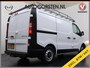 Renault Trafic DCI 126PK 3-Pers. EURO 6 Trekhaak Navi Airco Cruise Control Imperial Bluetooth Pdc Comfort Energy Achterdeuren Schuifdeur Betonplex Vloer Inbouwkasten 1.6dCi T29 L1H1 1e Eigenaar 2.000KG Trekgewicht Origineel Nederlandse Bus