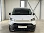 Toyota PROACE CITY Electric Challenger Long (L2) 50 kWh 136pk | 3pers. | Laadvloer | 3-fase(11kw) | Multimediascherm groot |