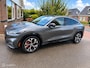 Ford Mustang Mach-E AWD 75 kWh PACK PLUS SOH 93% PANORAMADAK 360 CAMERA CARPLAY STUUR/STOELVERWARMING!!