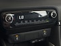 Mazda 2 Hybrid 1.5 Centre-line (NL-auto, Fabrieksgarantie, Navi, Carplay, StoelV, Camera, Addapt Cruise, Lane Assist, Etc)