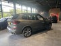 BMW X5 xDrive50e | DRAVITGRAU | ACHTERAS BESTURING | PANORAMADAK | TREKHAAK | SOFTCLOSE | STOELVENTILATIE | STOELVERWARMING | HARMAN KARDON | INTEGRAL ACTIVE STEERING | STOELMASSAGE | MEMORY | NL AUTO |