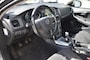 Volvo V40 2.0 D2 KINETIC Business / CLIMA / APK 12-2026 /