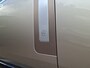 Land Rover Range Rover P510e SV PHEV 4WS 4xMassage Chauffeurspakket Signature Trekhaak Zonsondergang Goud Meridian
