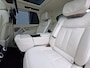 Land Rover Range Rover P510e SV PHEV 4WS 4xMassage Chauffeurspakket Signature Trekhaak Zonsondergang Goud Meridian