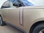 Land Rover Range Rover P510e SV PHEV 4WS 4xMassage Chauffeurspakket Signature Trekhaak Zonsondergang Goud Meridian