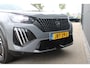 Peugeot e-2008 EV GT Avantage 54 kWh | SOH 98% | 12.500km | NL auto | Fase 3 laden | Navigatie | Camera voor + achter | Adaptieve cruise control |
