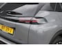 Peugeot e-2008 EV GT Avantage 54 kWh | SOH 98% | 12.500km | NL auto | Fase 3 laden | Navigatie | Camera voor + achter | Adaptieve cruise control |