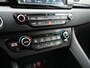 Kia Overige Niro 1.6 GDi DynamicPlusLine 141pk | Adaptive Cruise | Camera | JBL Audio | Sportstoelen & Stuur Verwarmd | Keyless | Blis | Apple Carplay | Navigatie | DAB | Hybrid |
