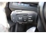 Peugeot 3008 1.2 PureTech EAT8 GT Pack Business | Automaat | Panorama/schuifdak | Black Pack | Trekhaak | Stoelverwarming | NL auto |