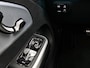 Mercedes-Benz CLA Shooting Brake 200 Business Solution AMG 58 kWh | Premium Plus pakket | Nightpakket | Trekhaak | Vast panoramadak | Sportstoelen | URBAN GUARD | Massage functie | 18" vijfspaaks lichtmetalen AMG-velgen |
