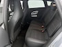 Mercedes-Benz CLA Shooting Brake 200 Business Solution AMG 58 kWh | Premium Plus pakket | Nightpakket | Trekhaak | Vast panoramadak | Sportstoelen | URBAN GUARD | Massage functie | 18" vijfspaaks lichtmetalen AMG-velgen |
