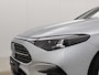 Mercedes-Benz CLA Shooting Brake 200 Business Solution AMG 58 kWh | Premium Plus pakket | Nightpakket | Trekhaak | Vast panoramadak | Sportstoelen | URBAN GUARD | Massage functie | 18" vijfspaaks lichtmetalen AMG-velgen |