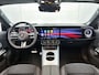 Mercedes-Benz CLA Shooting Brake 200 Business Solution AMG 58 kWh | Premium Plus pakket | Nightpakket | Trekhaak | Vast panoramadak | Sportstoelen | URBAN GUARD | Massage functie | 18" vijfspaaks lichtmetalen AMG-velgen |