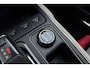 Citroën C5 Aircross 1.6 Turbo 180pk PureTech Automaat Shine | Trekhaak (1500kg) | Panoramisch schuifdak | Electrische achterklep | Camera | Climate control | Stoelverwarming | Dakrails