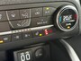 Ford Focus Wagon 1.0 125 PK ST Line | TREKHAAK| STOEL, STUUR EN VOORRUITVERWARMING| 18" LM-VELGEN| NAVIGATIE + APPLE CARPLAY/ANDROID AUTO| KEYLESS ENTRY & START| PARKEERSENSOREN ACHTER| DEALER ONDERHOUDEN|