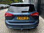 Ford Focus Wagon 1.0 125 PK ST Line | TREKHAAK| STOEL, STUUR EN VOORRUITVERWARMING| 18" LM-VELGEN| NAVIGATIE + APPLE CARPLAY/ANDROID AUTO| KEYLESS ENTRY & START| PARKEERSENSOREN ACHTER| DEALER ONDERHOUDEN|